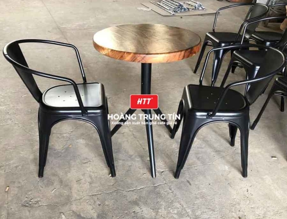 Bàn ghế cafe sắt ngoài trời HTT12