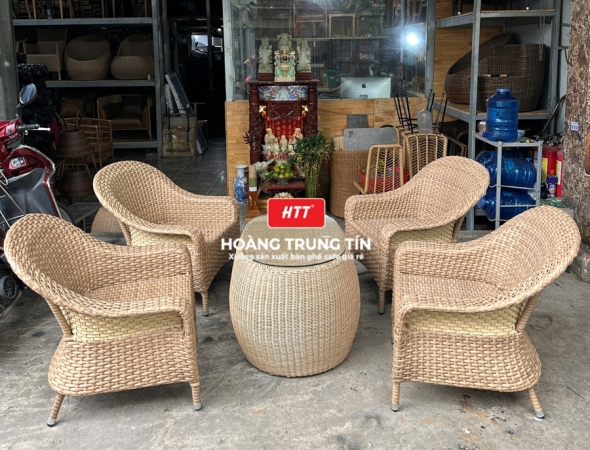 Bàn ghế cafe đan nhựa mây cao cấp HTT072