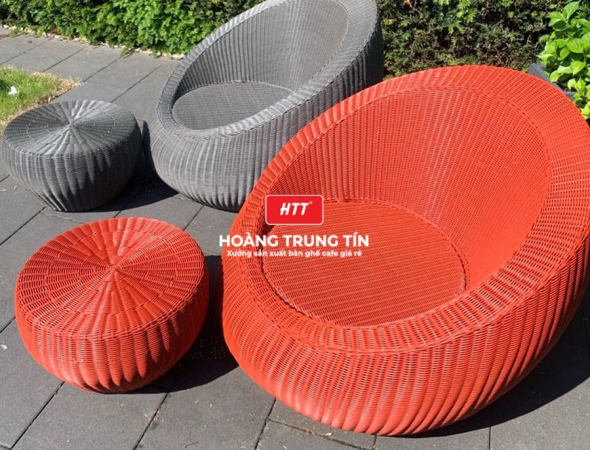 Bàn ghế sofa trứng đan nhựa mây HTT049