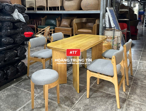 Bàn ghế nhà hàng gỗ nệm cao cấp HTT08