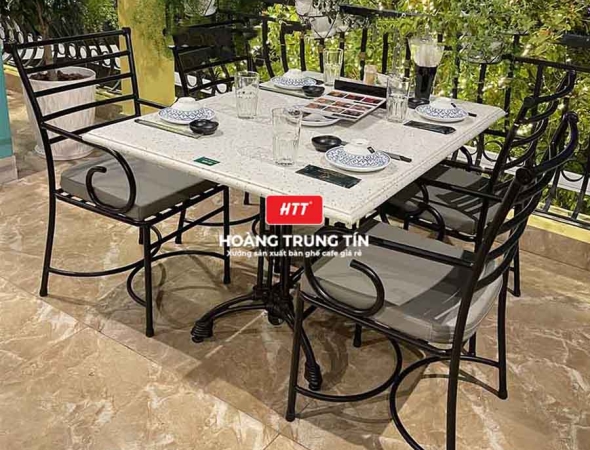 Bàn ghế cafe sắt ngoài trời HTT13