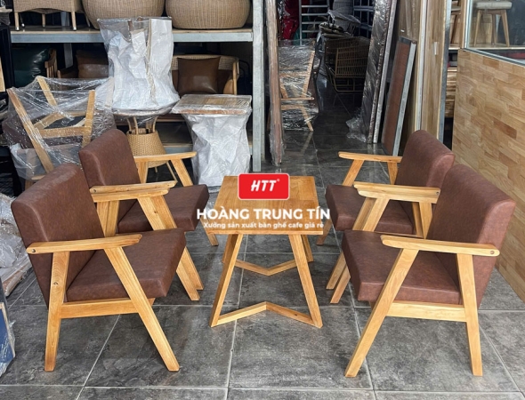 Bàn ghế cafe gỗ nệm cao cấp HTT39