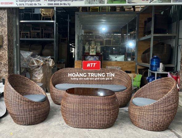 Bàn ghế sofa trứng đan nhựa mây HTT067