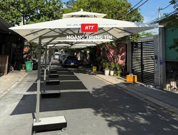 Dù cafe lệch tâm vuông 3m - HTT01