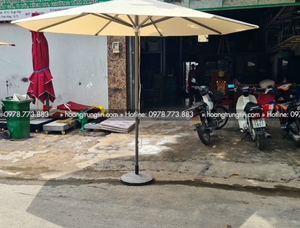 Dù che nắng chính tâm một tầng màu trắng