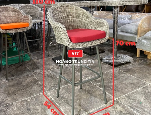 Bàn ghế bar đan nhựa mây ngoài trời HTT004
