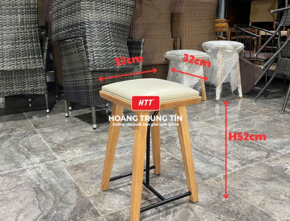 Ghế cafe gỗ nệm cao cấp HTT46