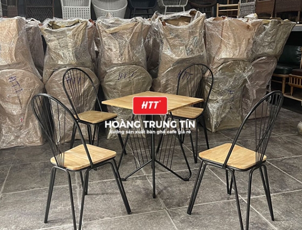 Ghế cafe sắt gỗ khung sơn tĩnh điện