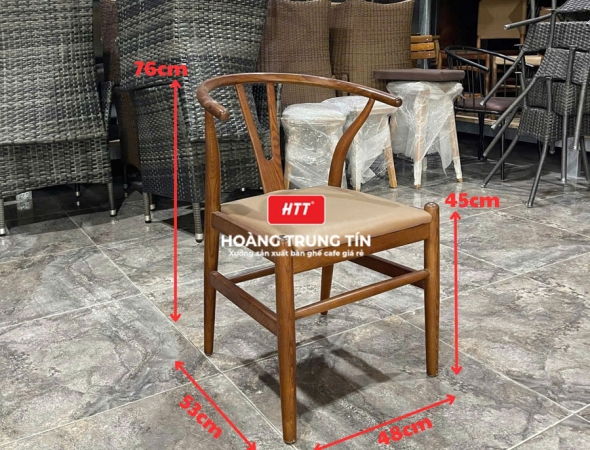 Ghế cafe gỗ nệm cao cấp HTT47