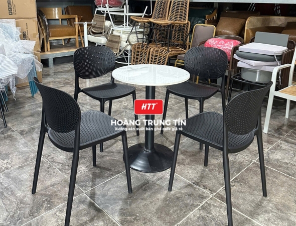 Bàn ghế cafe nhựa đúc nguyên khối HTT21