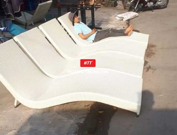 Mẫu Giường tắm nắng giả mây Cao Cấp