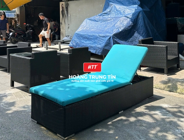 Giường tắm nắng đan nhựa giả mây HTT08