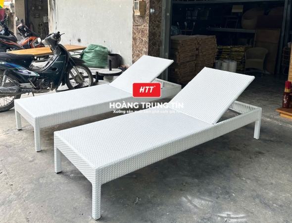 Giường tắm nắng đan nhựa giả mây HTT06