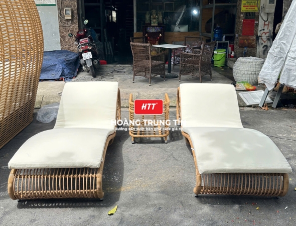 Giường tắm nắng đan nhựa giả mây HTT13