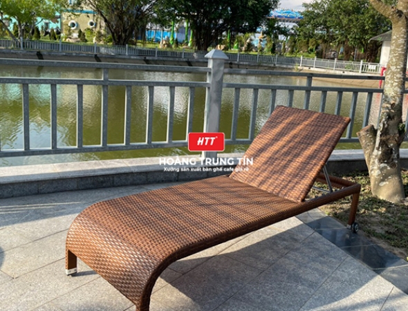 Ghế hồ bơi mây nhựa