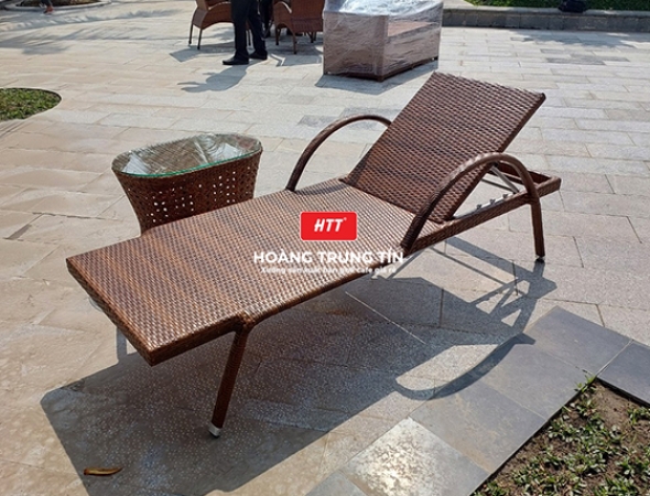 Ghế hồ bơi mây nhựa