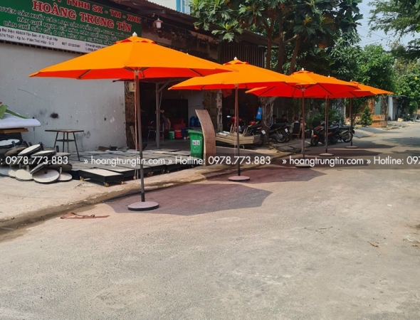 Dù che nắng chính tâm một tầng màu cam