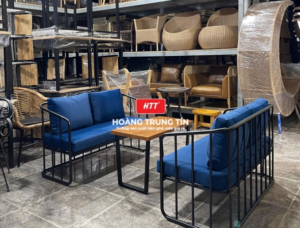 Bàn ghế sofa cafe sắt nệm HTT03