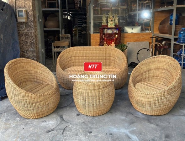 Bàn ghế sofa trứng đan nhựa mây HTT072
