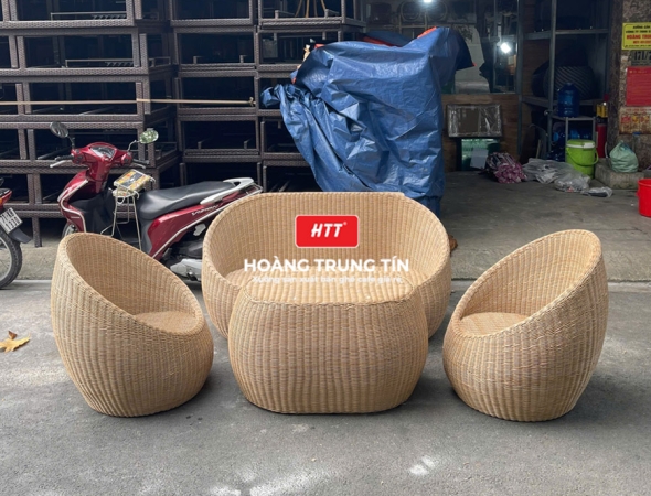 Bàn ghế sofa trứng đan nhựa mây HTT061