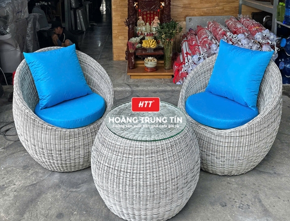 Bàn ghế sofa trứng đan nhựa mây HTT073