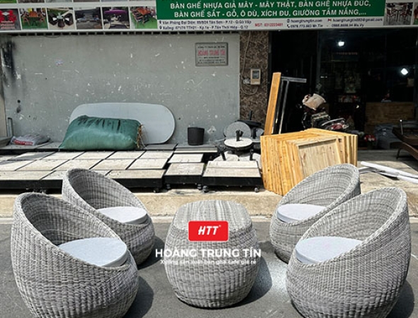 Bàn ghế sofa trứng đan nhựa mây HTT058