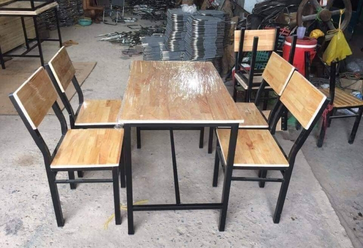 Bàn Ghế Quán Ăn Thanh Lý - Giảm Giá Sốc, Mua Ngay Kẻo Lỡ